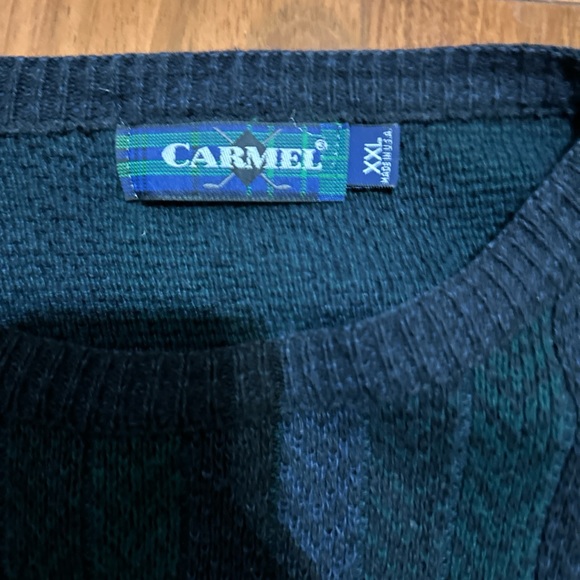 Vintage Oversized Knit Sweater - Picture 2 of 2